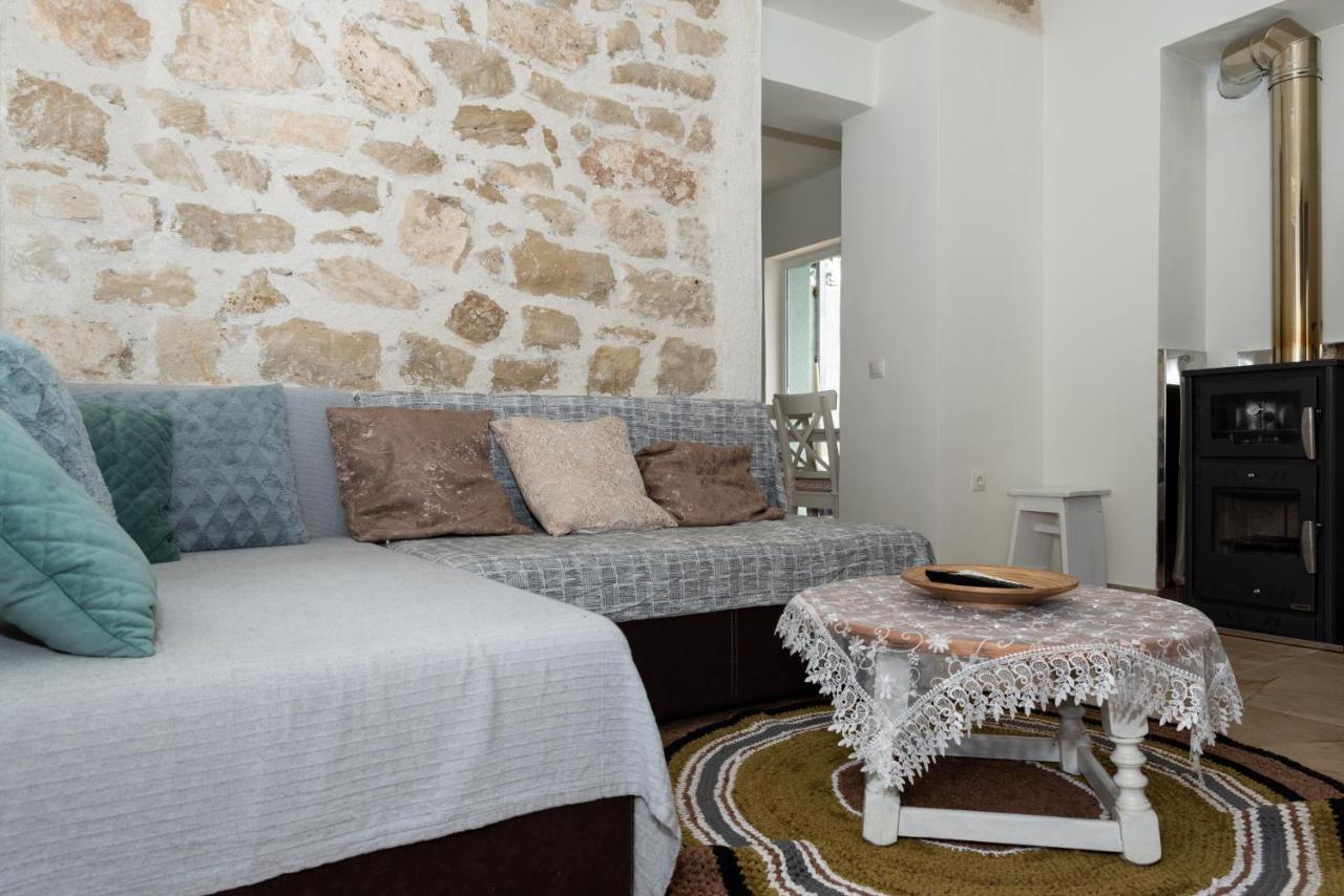 Casa Zervos - Abode Of Light Villa Loutráki Dış mekan fotoğraf